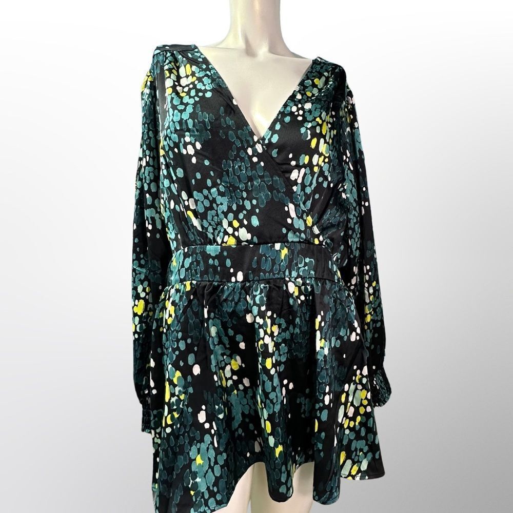 Torrid Womens Top Size 2 (=2X) Satin Surplice Tie Cut Out Back Whimsigoth NWT